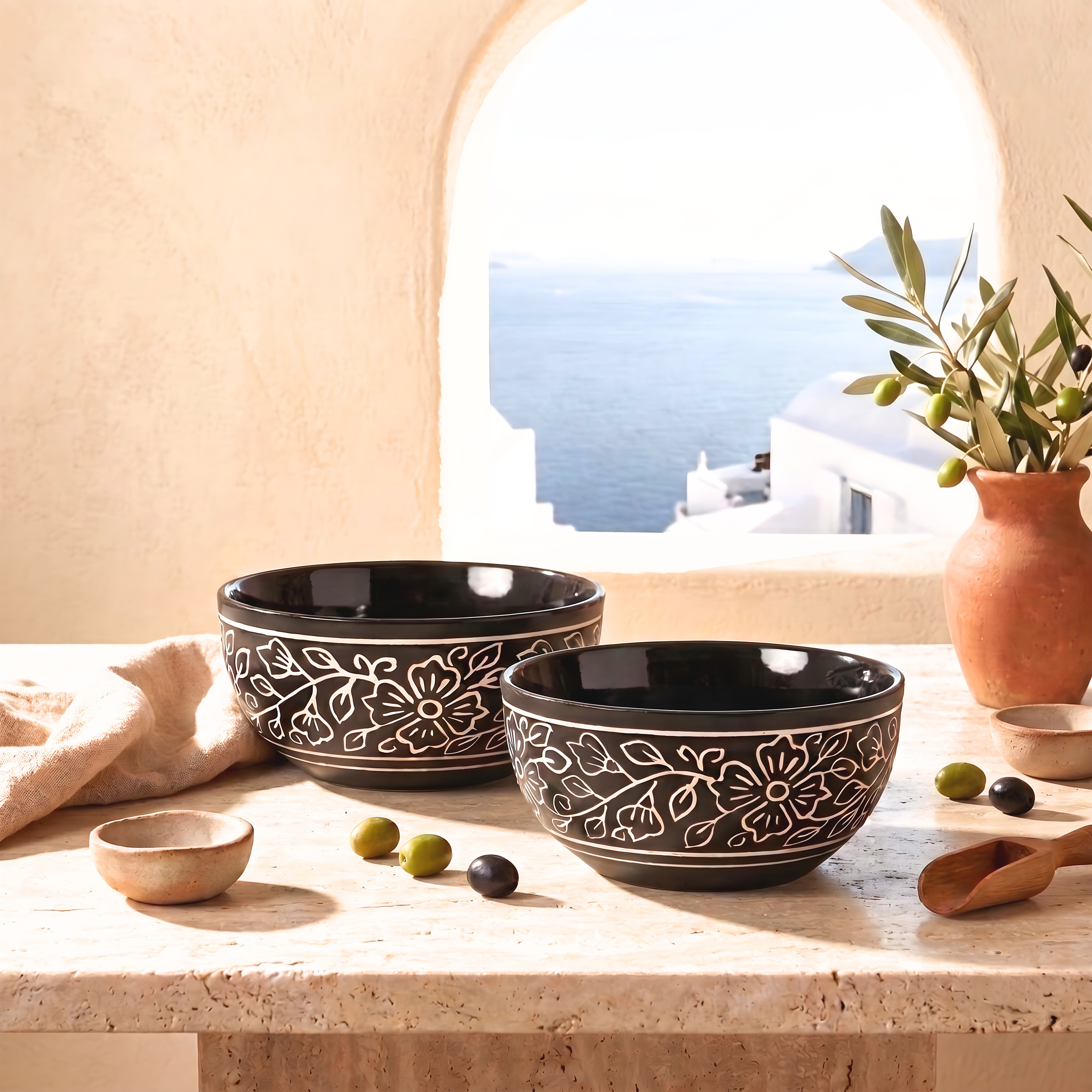 Black Pearl Ceramic Bowls — White Floral — Black / White Floral